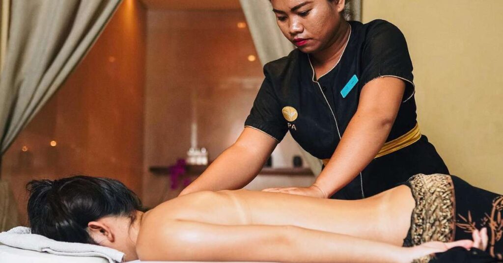 Good Spa Guide  What is a Body Massage?