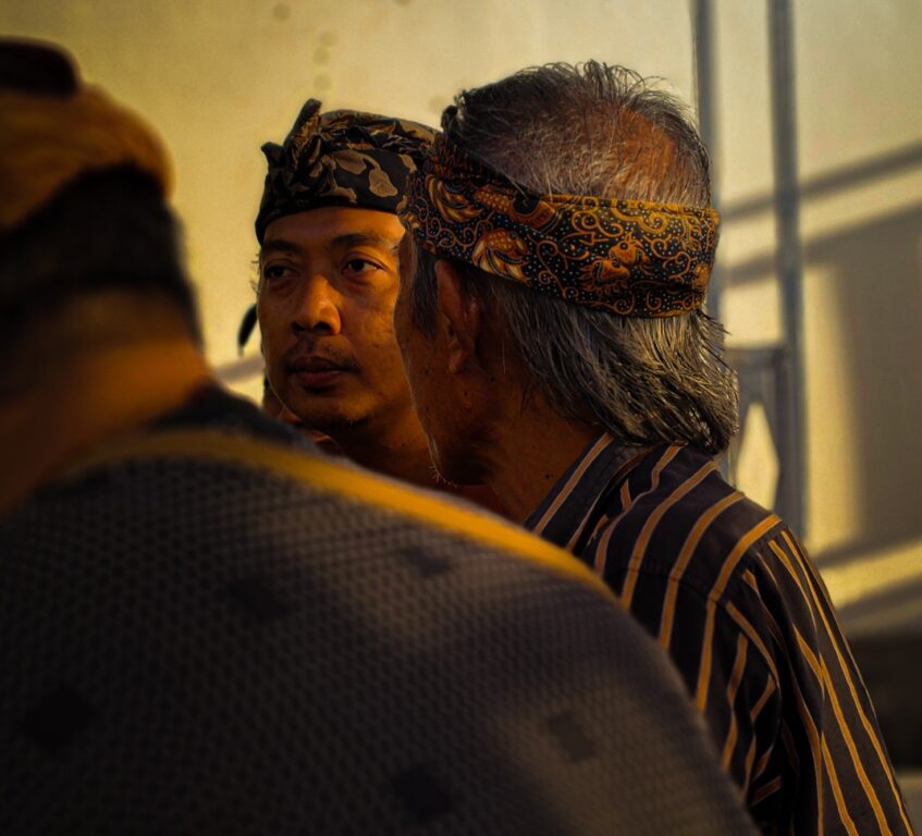 balinese attending ceremony