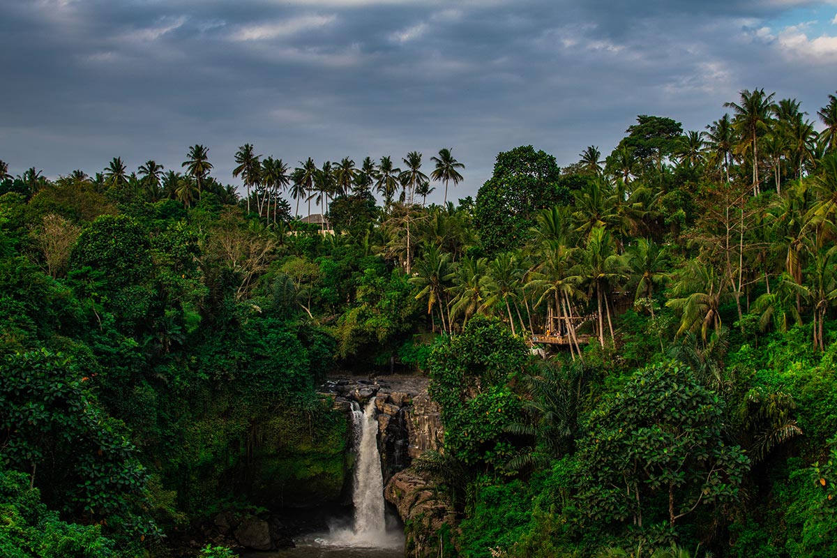 Guidelines for visiting Tegenungan Waterfall