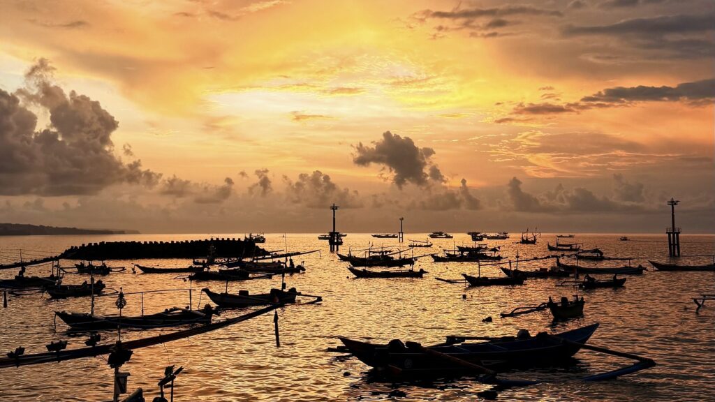 Kedonganan Beach Sunset Fishing Boat 432612 Bibob Meidito