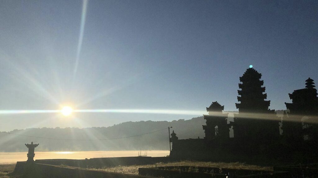 Temple Tamblingan Lake Sunrise 23080185 Febian