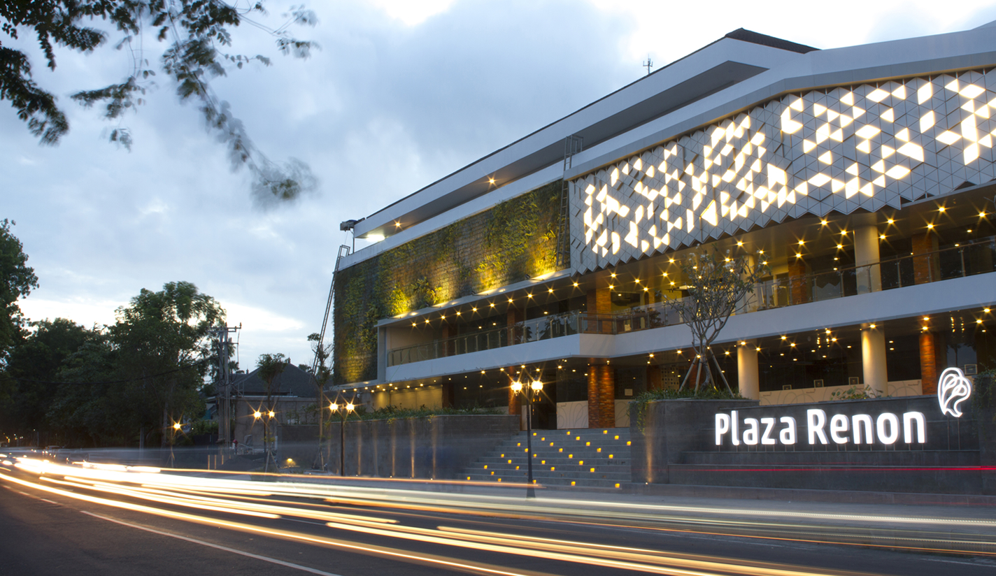 Plaza Renon