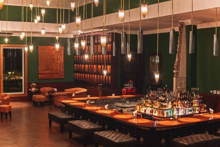 Best Cocktails Bars in Ubud Aperitif 1