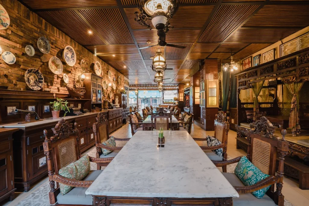 Gabah Padma Bali, Legian