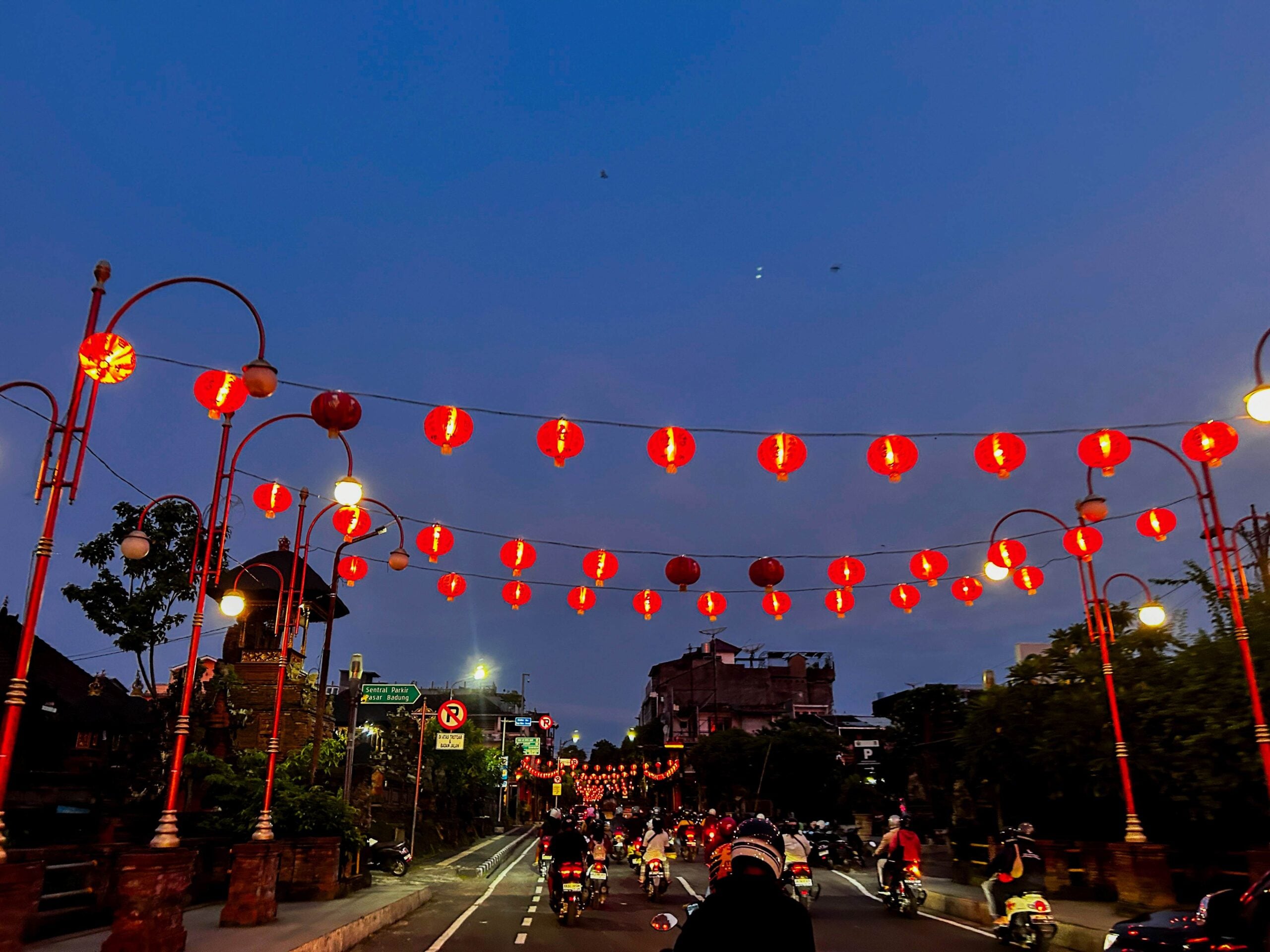 Gajah Mada Denpasar Traffic Situation Lampu Lampion 22060642 Ni Wayan Ririn Era Putri