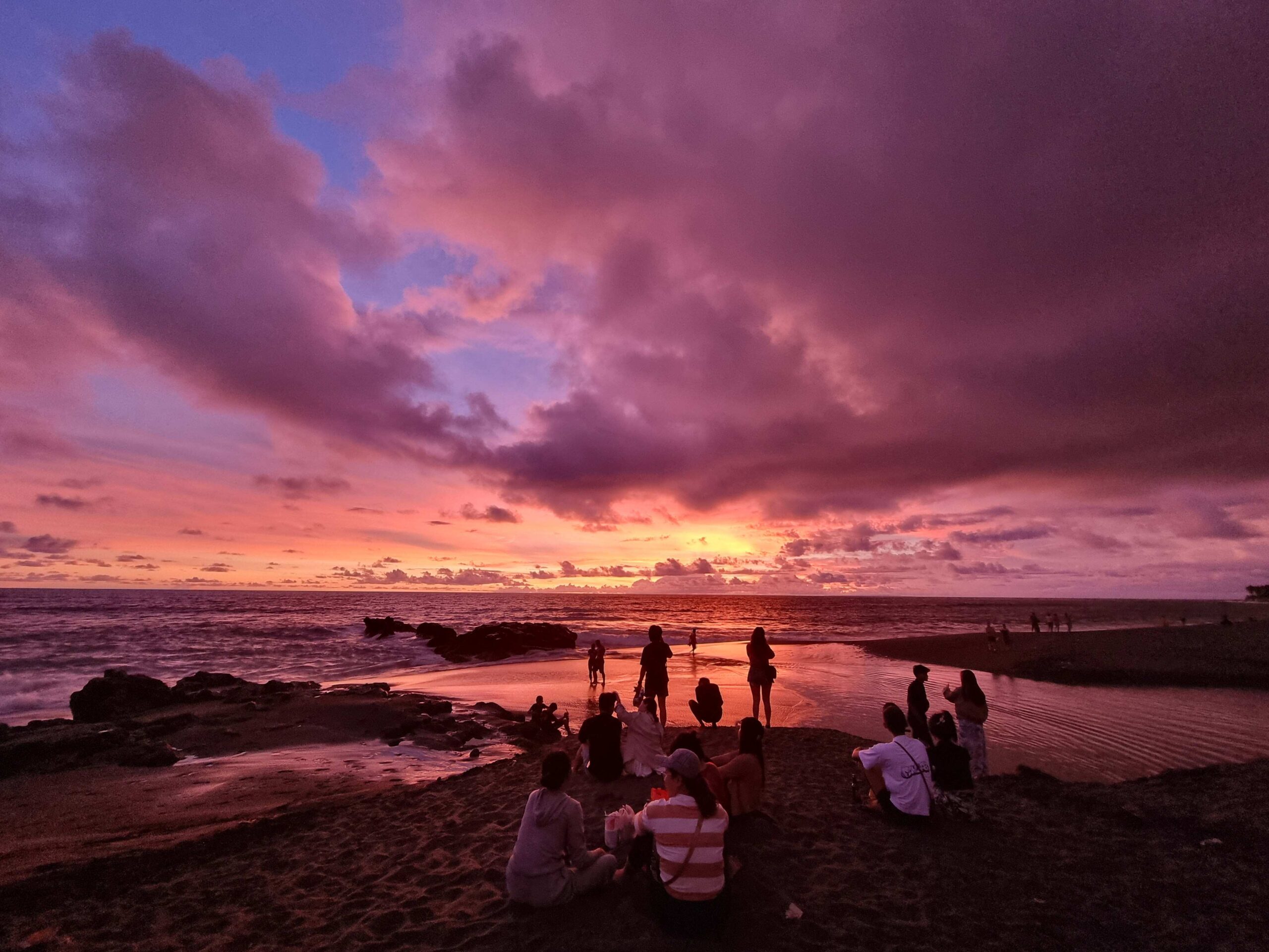 Munggu beach panorama sunset 20250125 190226 Receiving Purchasing