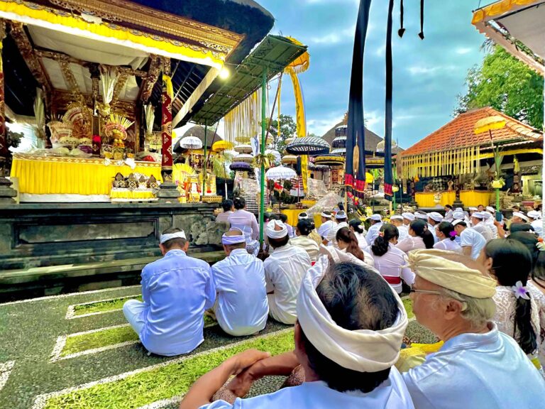 Pura Beji Mengwi 22060123 Wahyu Nugraha I Putu Wahyu Nugraha Putra