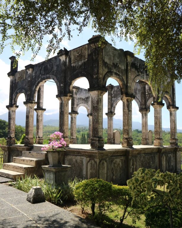 Taman Ujung Water Palace