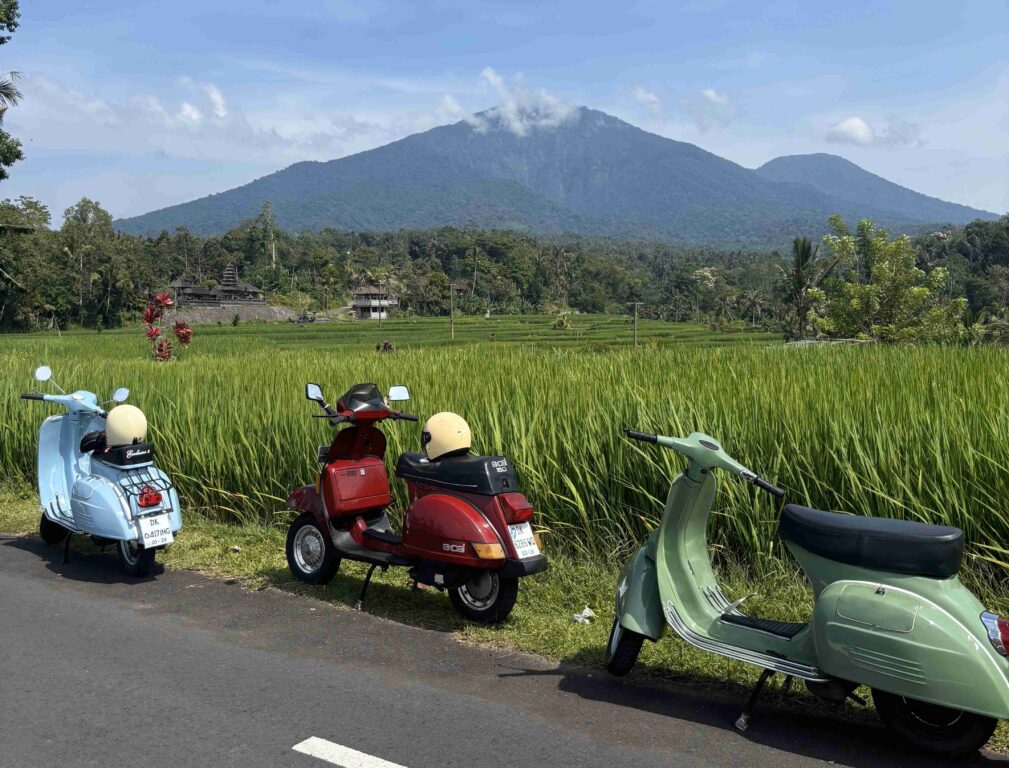 Wongaya Gede Tabanan subak piak 22080118 I gede Made Kurniawan scooter