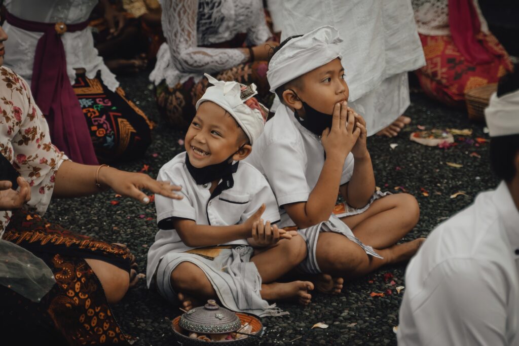 Balinese Kids Praying