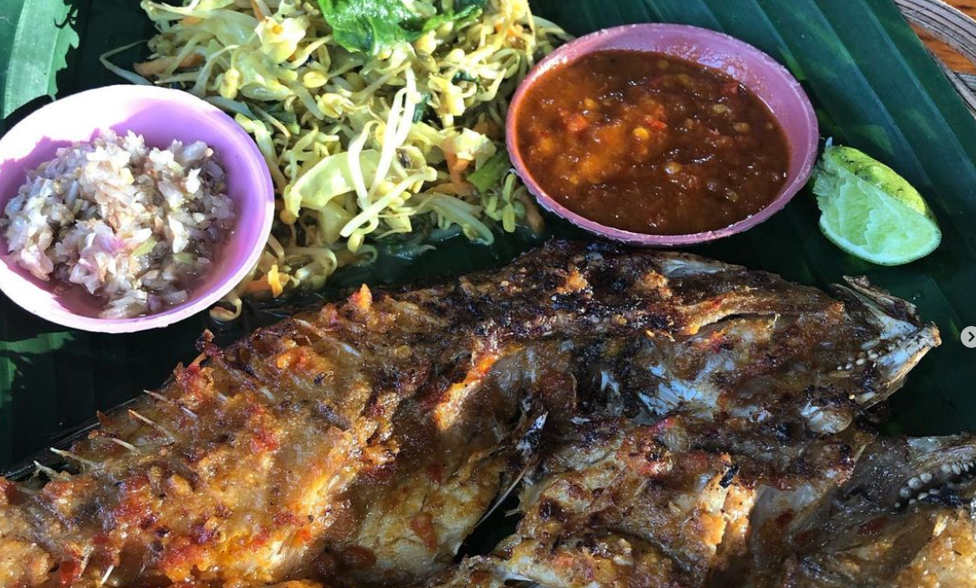 warung tu pande nusa penida