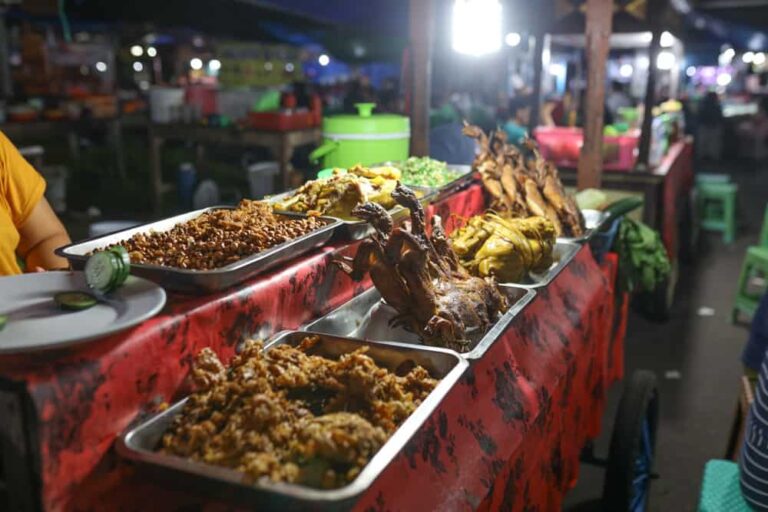 senggol ubud night market gianyar