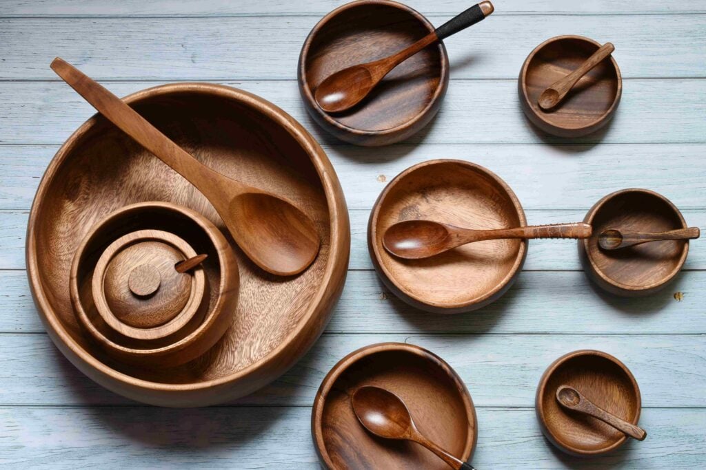 wooden bowls and utensils 2023 11 27 05 06 53 utc
