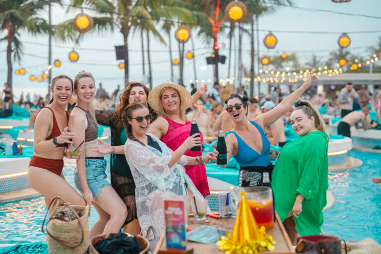 Beach Party Outfit, Bali: How To Dress To Impress And Have The Most Fun