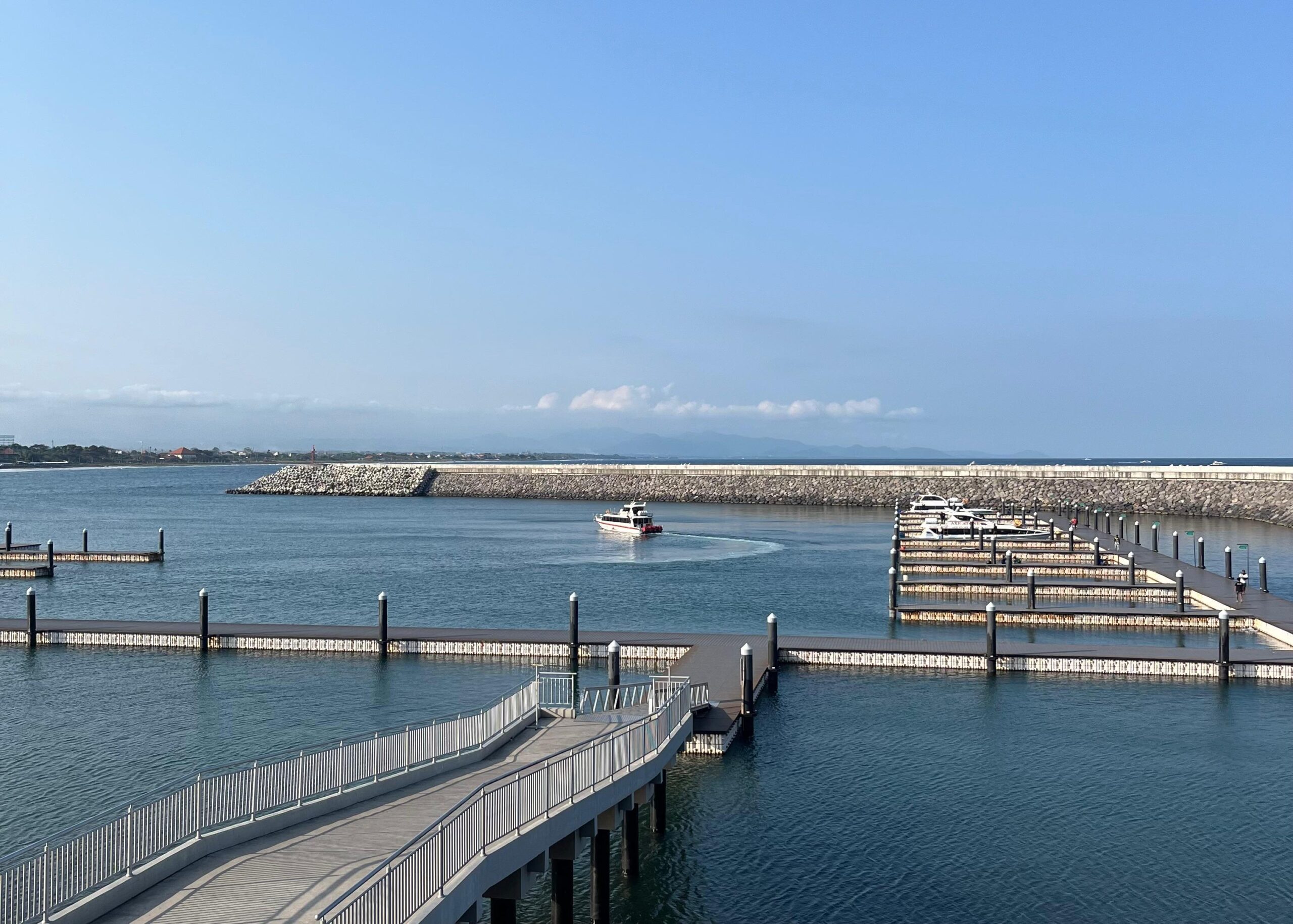 Sanur Harbour 24071807 Ayu Pramestya Putri