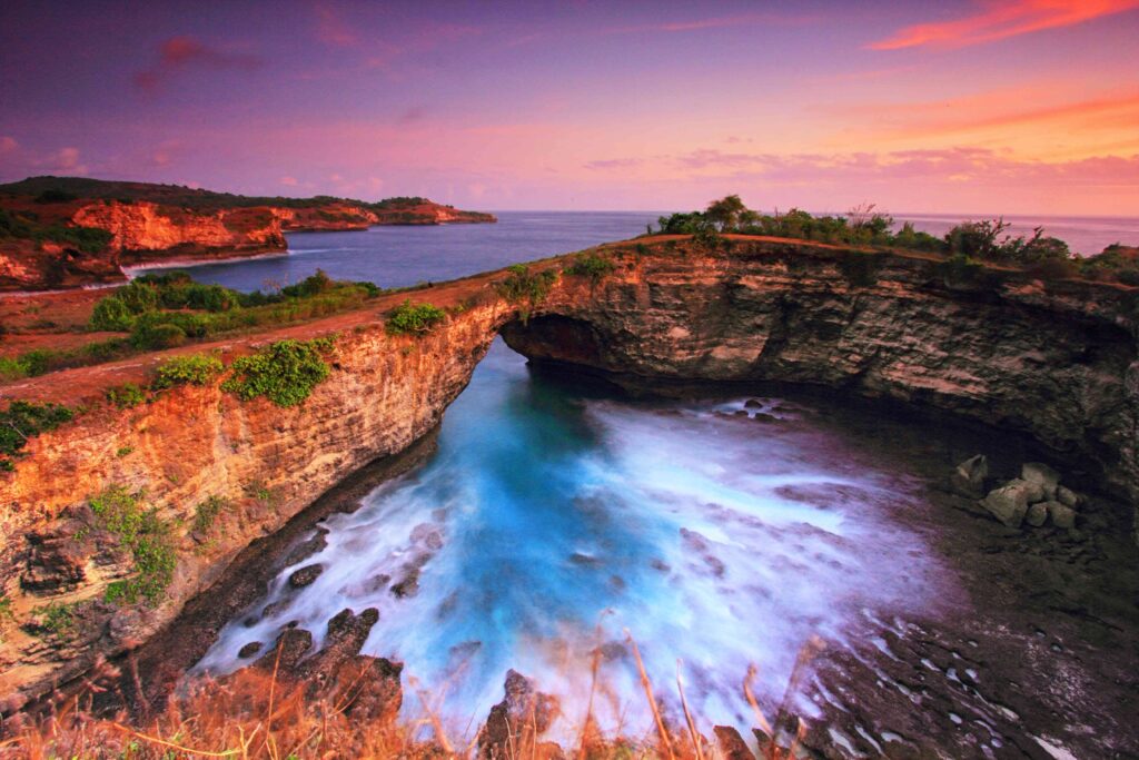 Broken Beach Nusa Penida Sunrise 19080080 I Komang Sunantara