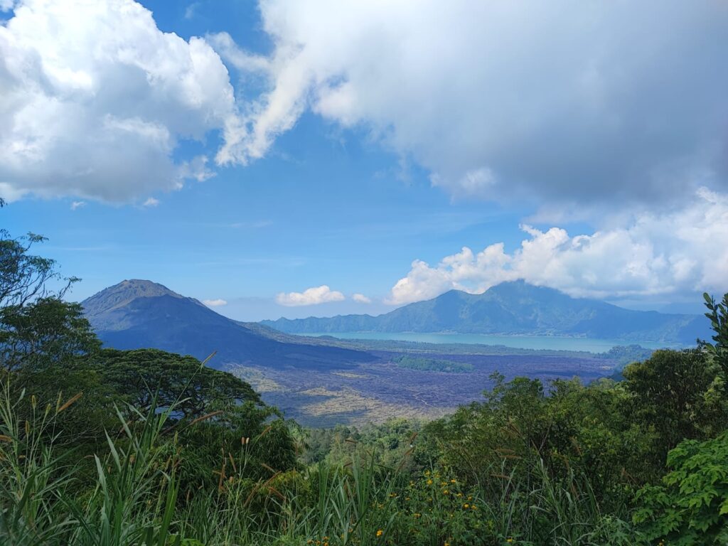 mt batur view from outer rim 23070061 Oli