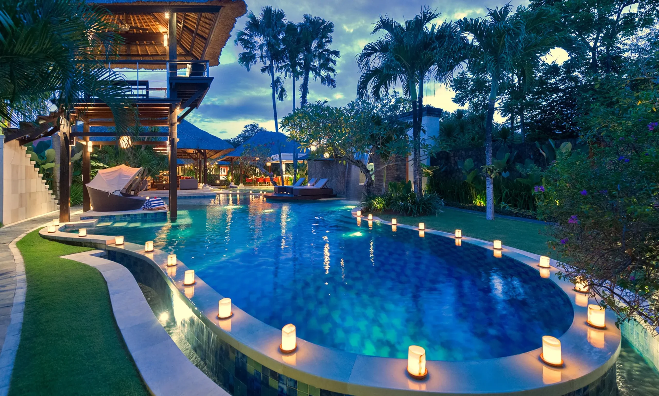 Villa Asta: Sports And Sundowners
