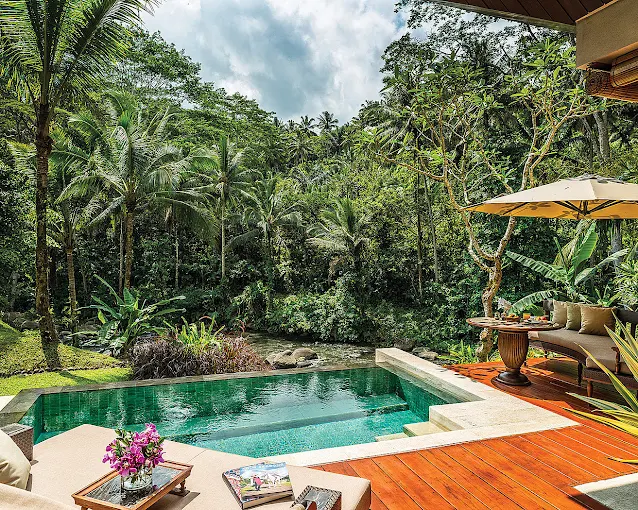 Four Seasons @ Sayan