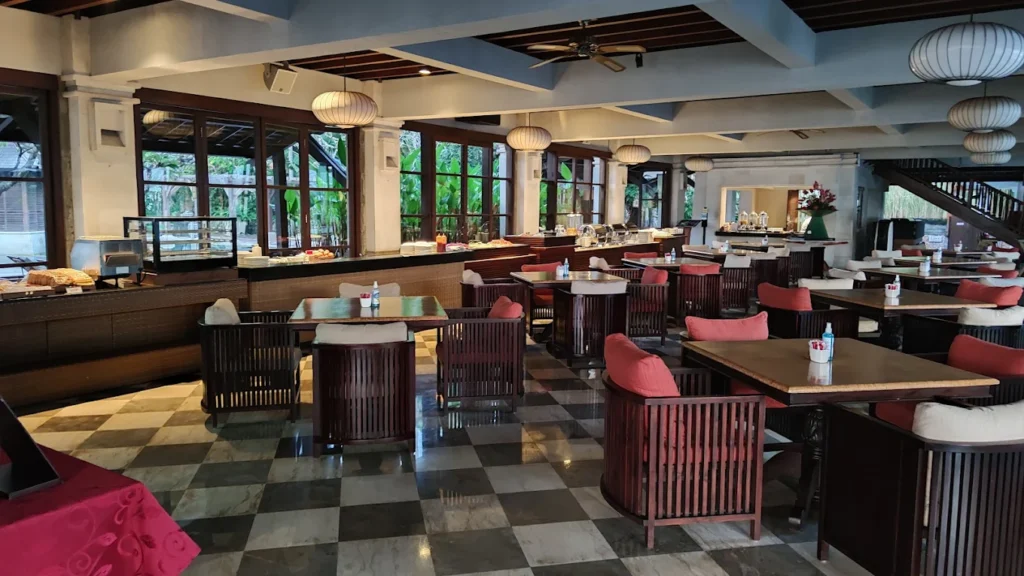 Puri Santrian Restaurant