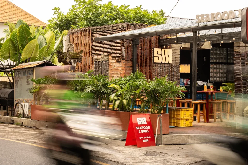 SIA Grill & Seafood Bar