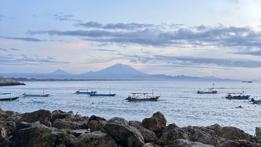 Agung Mountain Sunrise 24031549 Novitasari Lingling Novitasari Lingling