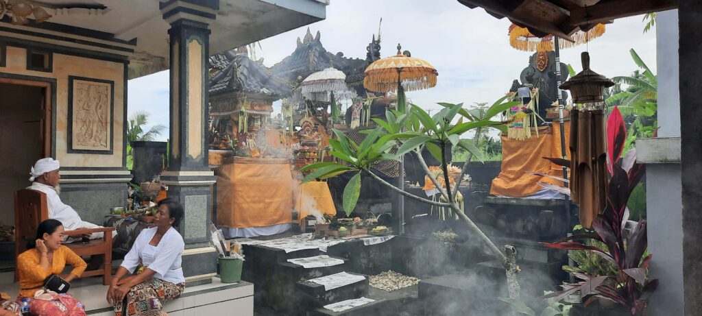Odalan home balinese culture angantaka 24031561 novita dewi