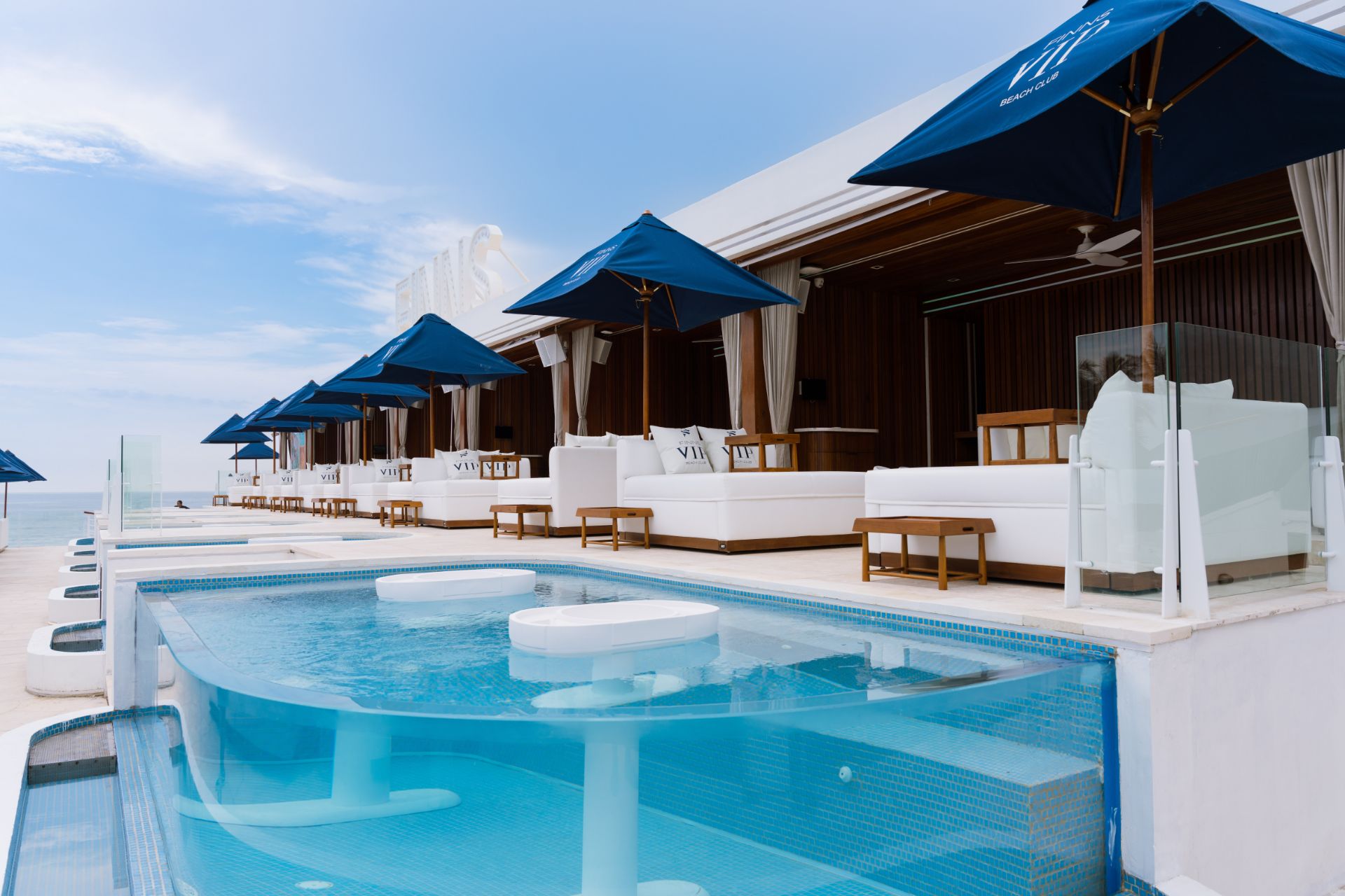 Super Cabana
