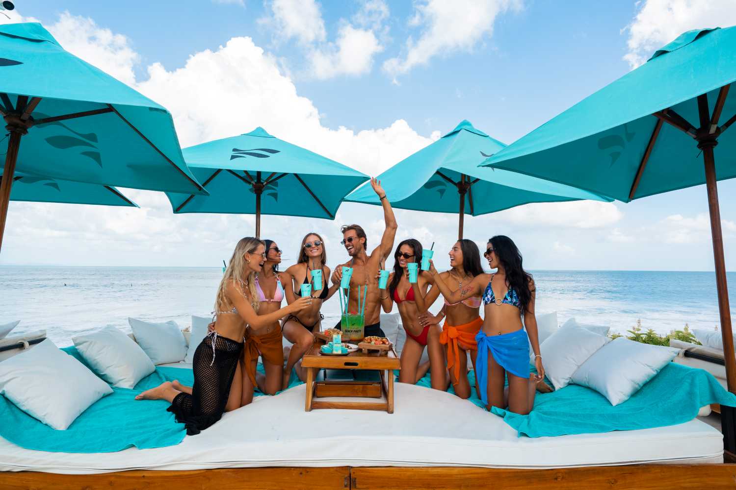 Party Super Bed