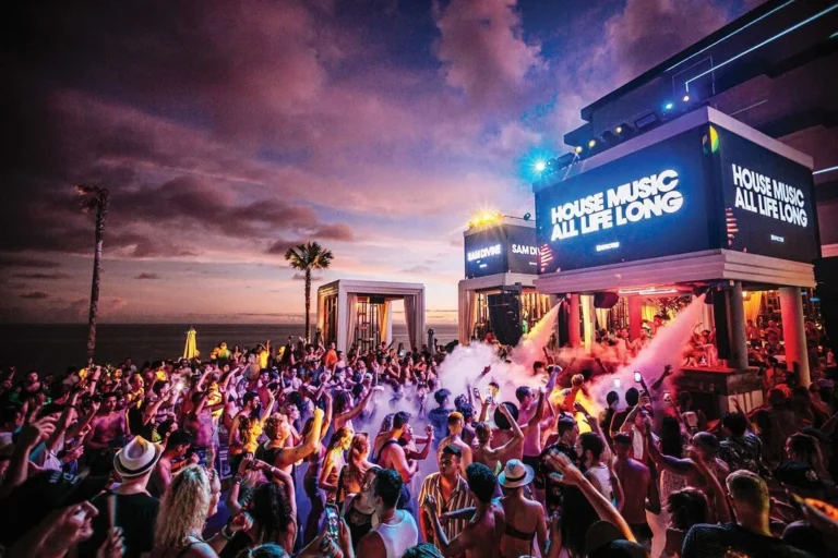 Uluwatu Nightlife Guide