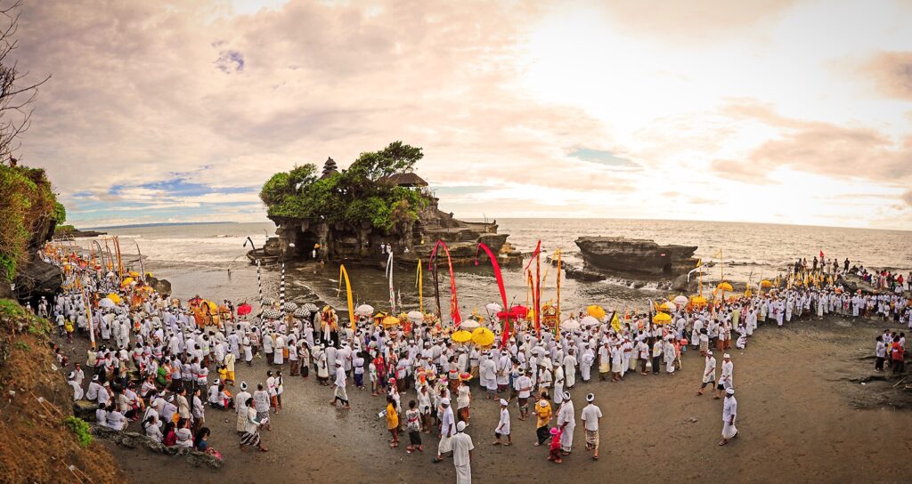 melasti ceremony at tanah lot