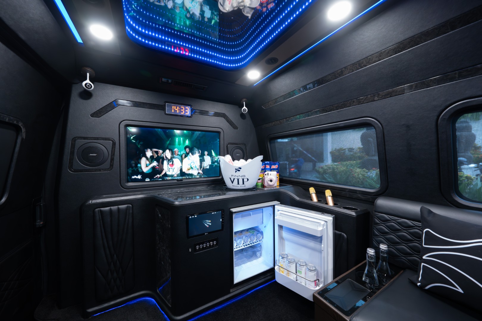 2025 07 04 Limo Interior 6