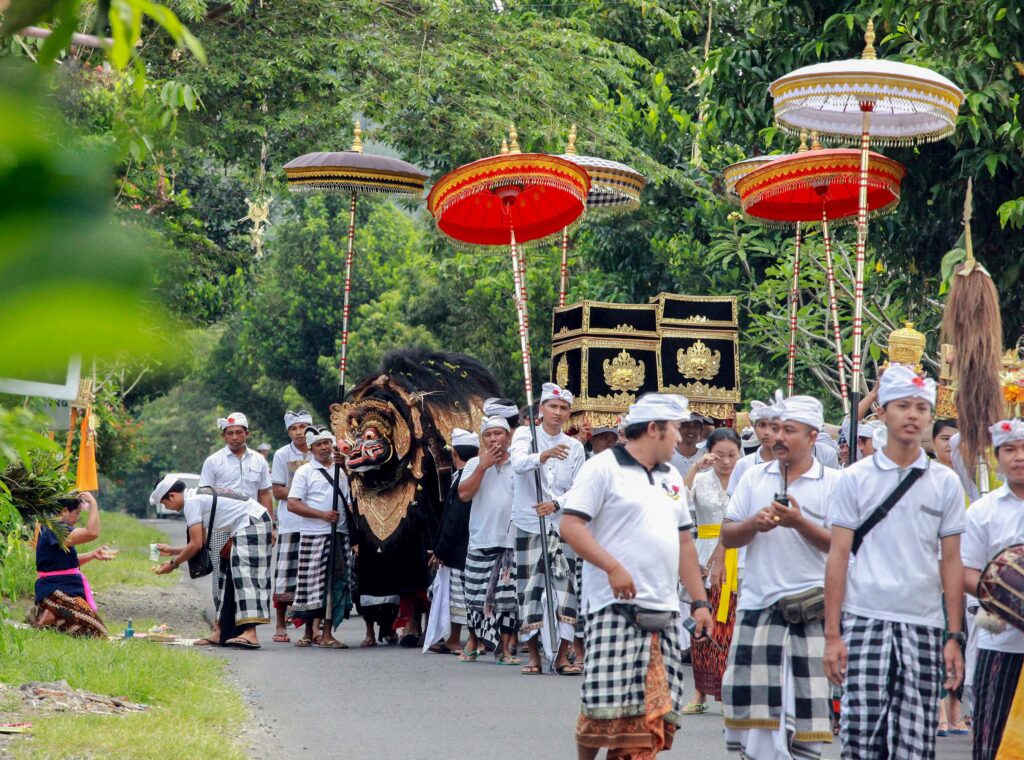 Barong Bangkung Ngelawang Kuningan 22110073 Aditya Maysaputra Aditya Maysaputra