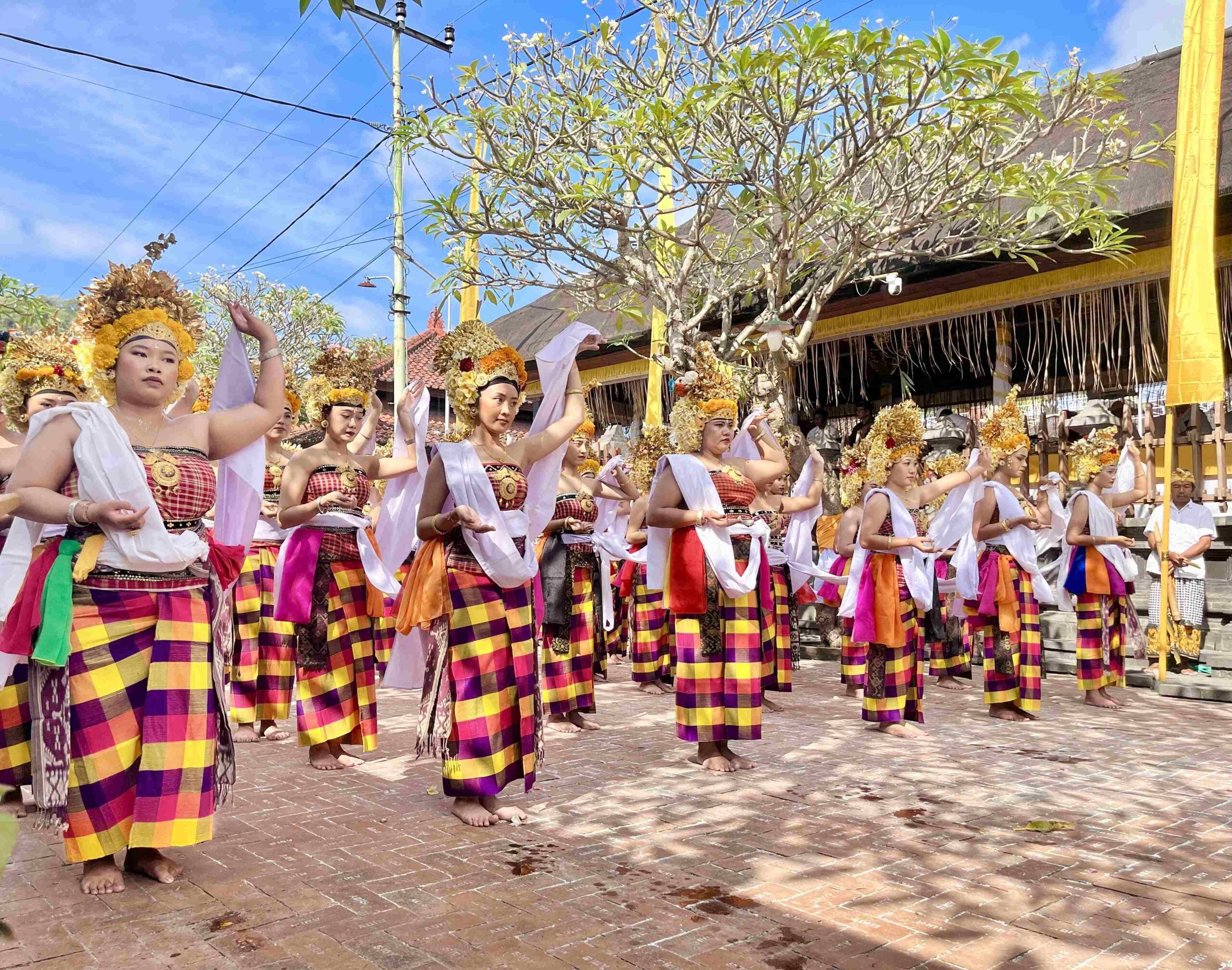 Desa Bugbug Tari Sakral Rejang Daha 24091850 Jon Sudarmawan ceremony tradition