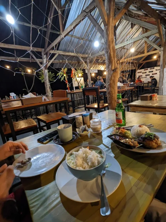 Tip Of The Tongue Warung
