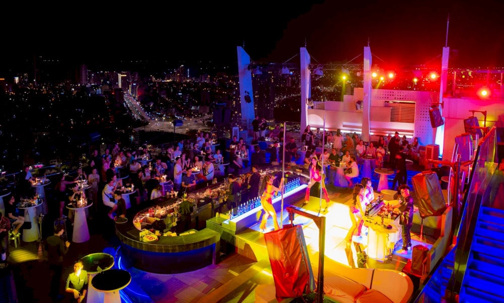 bar in danang