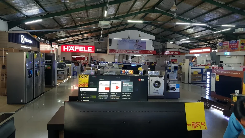 Bali Electronic Center 1