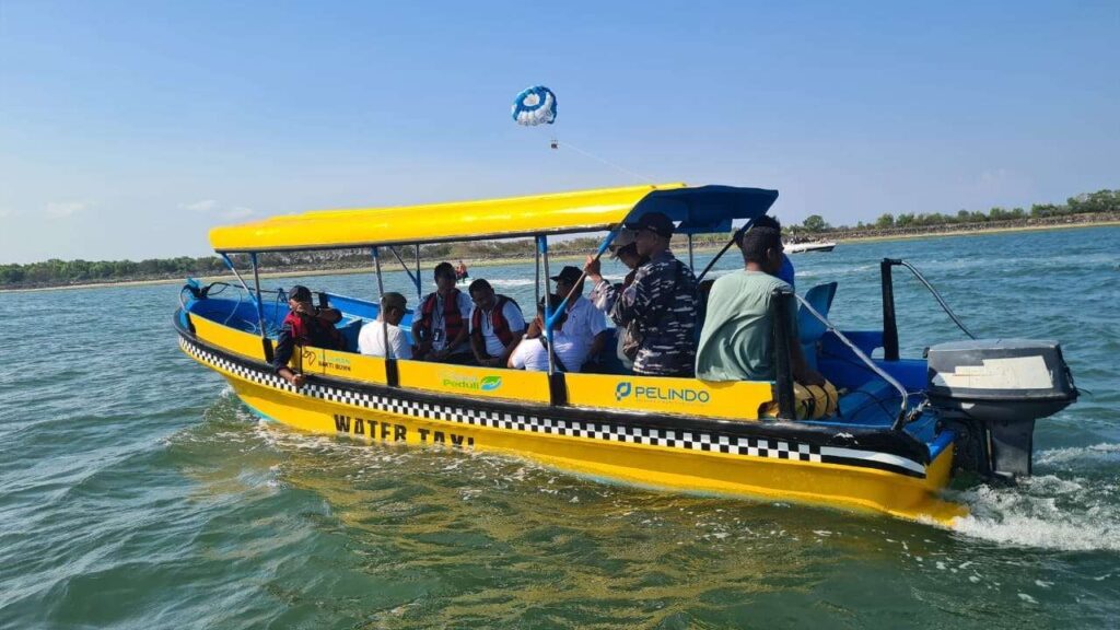 Boat Taxi In Bali