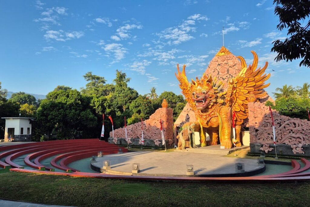 panggung di taman bung karno singaraja b93950690f