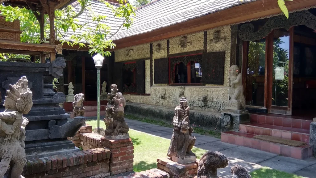Le Mayeur Museum Bali (2)