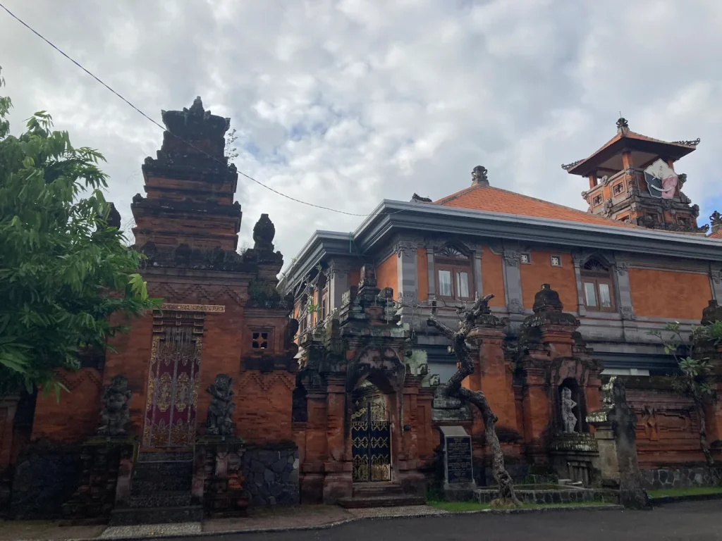 Puri Agung Pemecutan, Denpasar