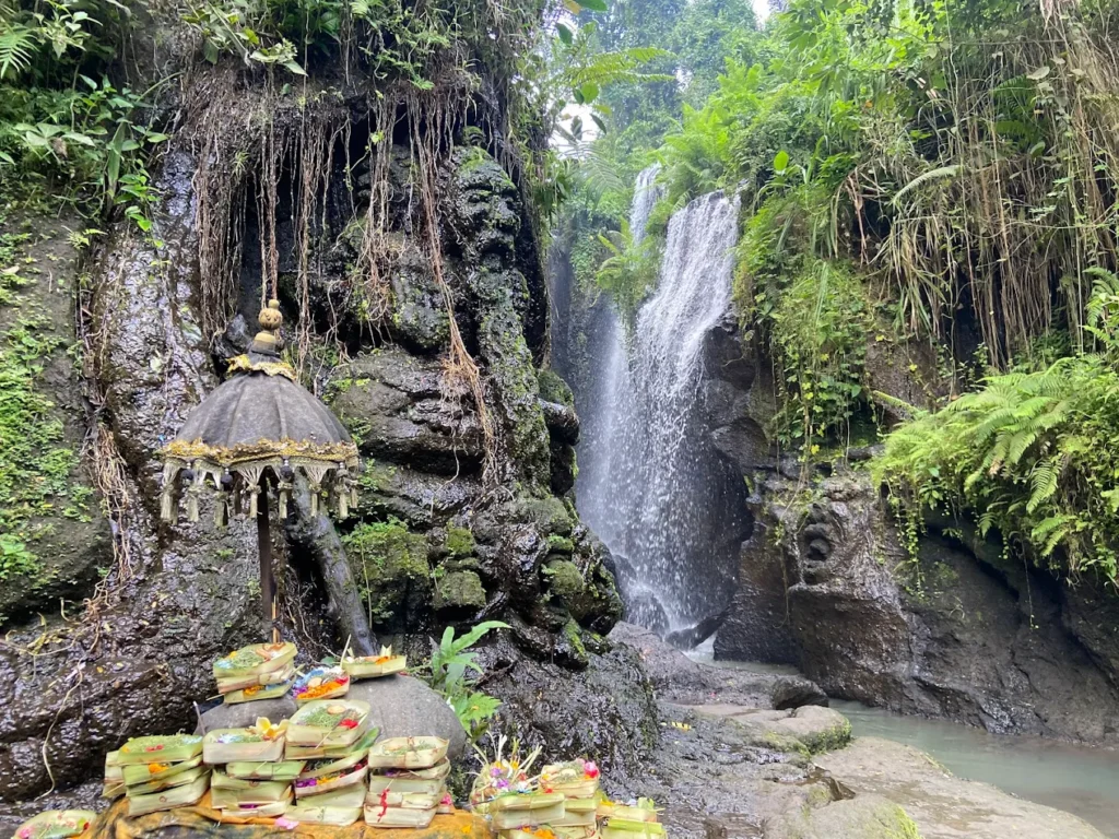 Taman Beji Griya Waterfall Temple
