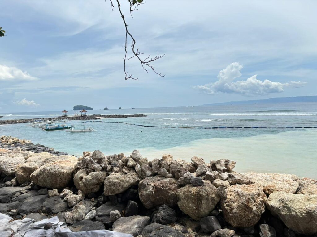 Karangasem Candidasa Beach 24081863 Bayu Julius 023