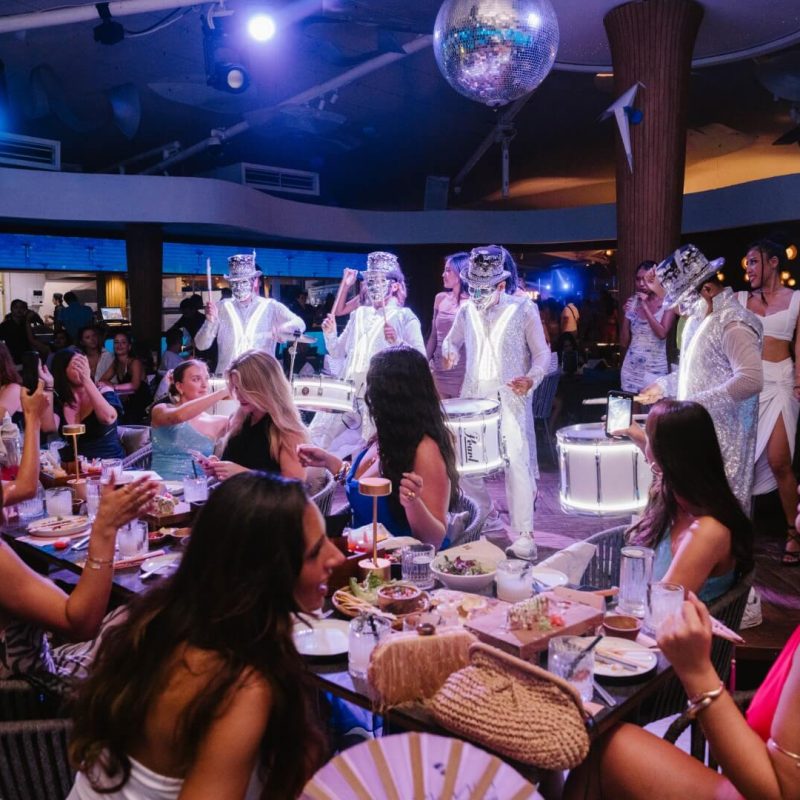 2024 11 01 FINNS X SHOWPO DK 96