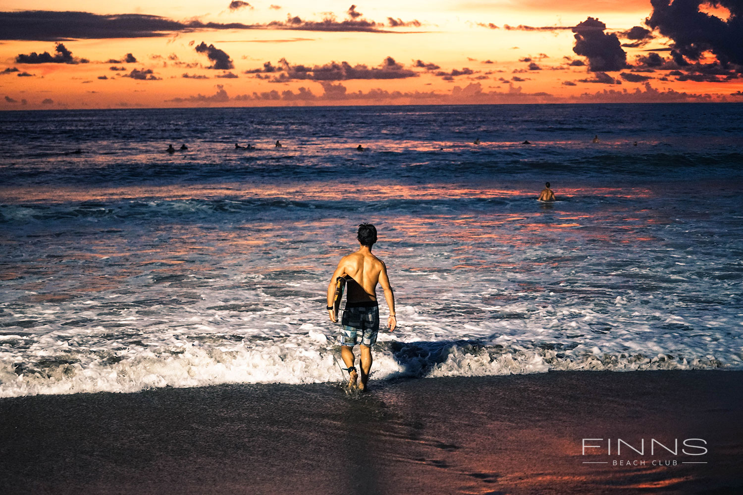 Night Surfing 19 of 42